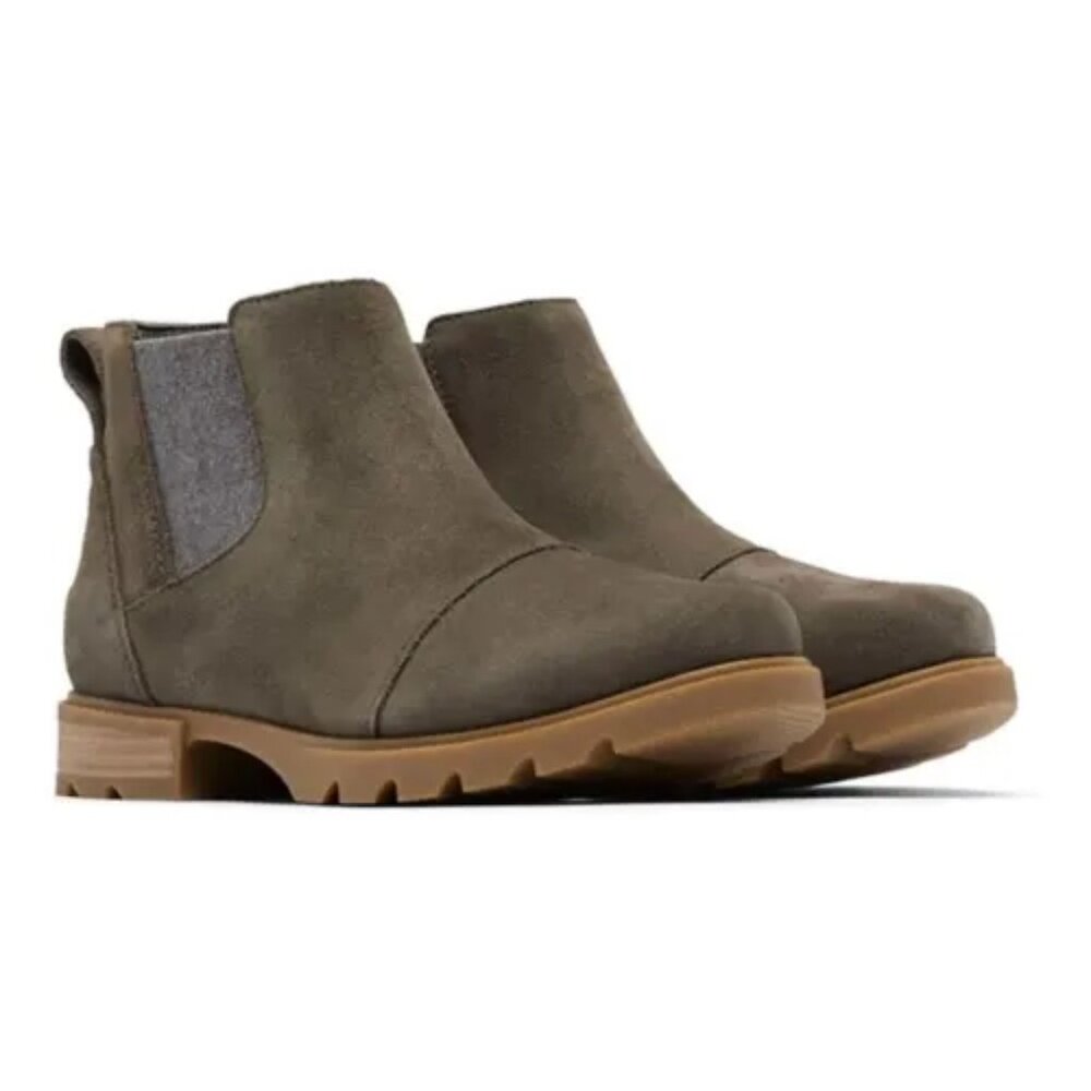 Sorel Olive Green Chelsea Ankle Boots with Tan Sole